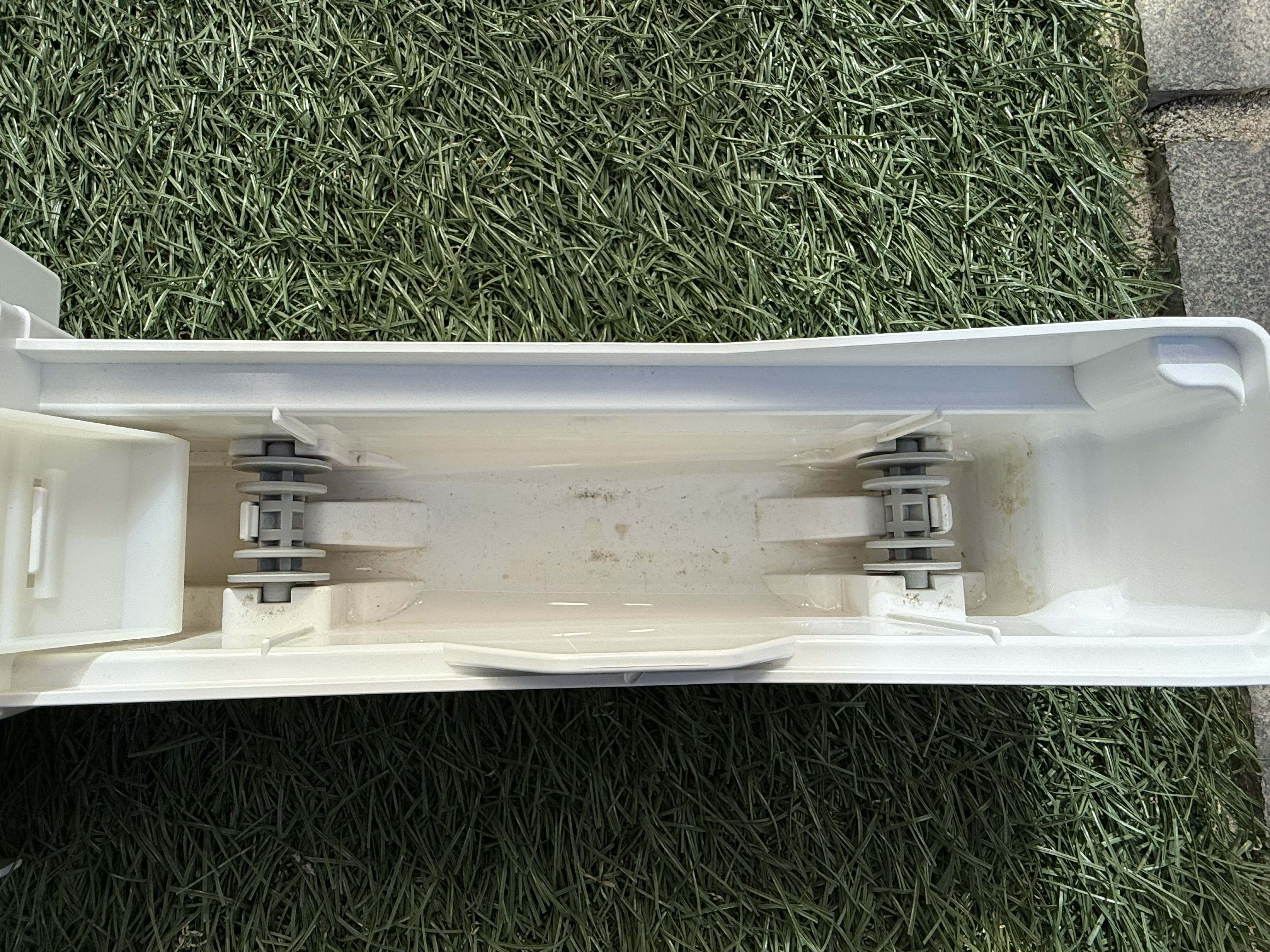 熊本市東区長嶺東 空気清浄機クリーニング 加湿トレイ洗浄前