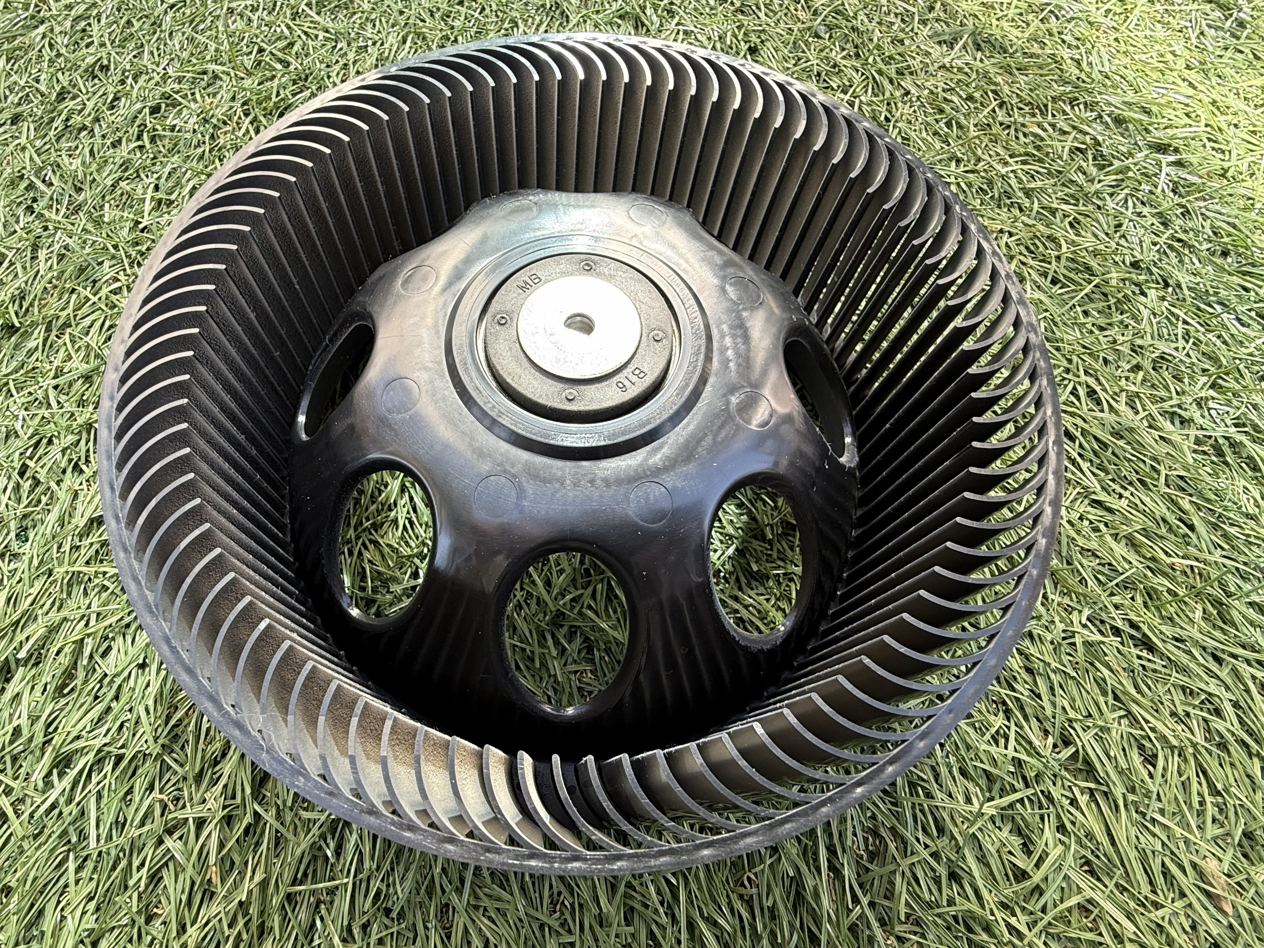 熊本市東区長嶺東 空気清浄機クリーニング 送風ファン洗浄前