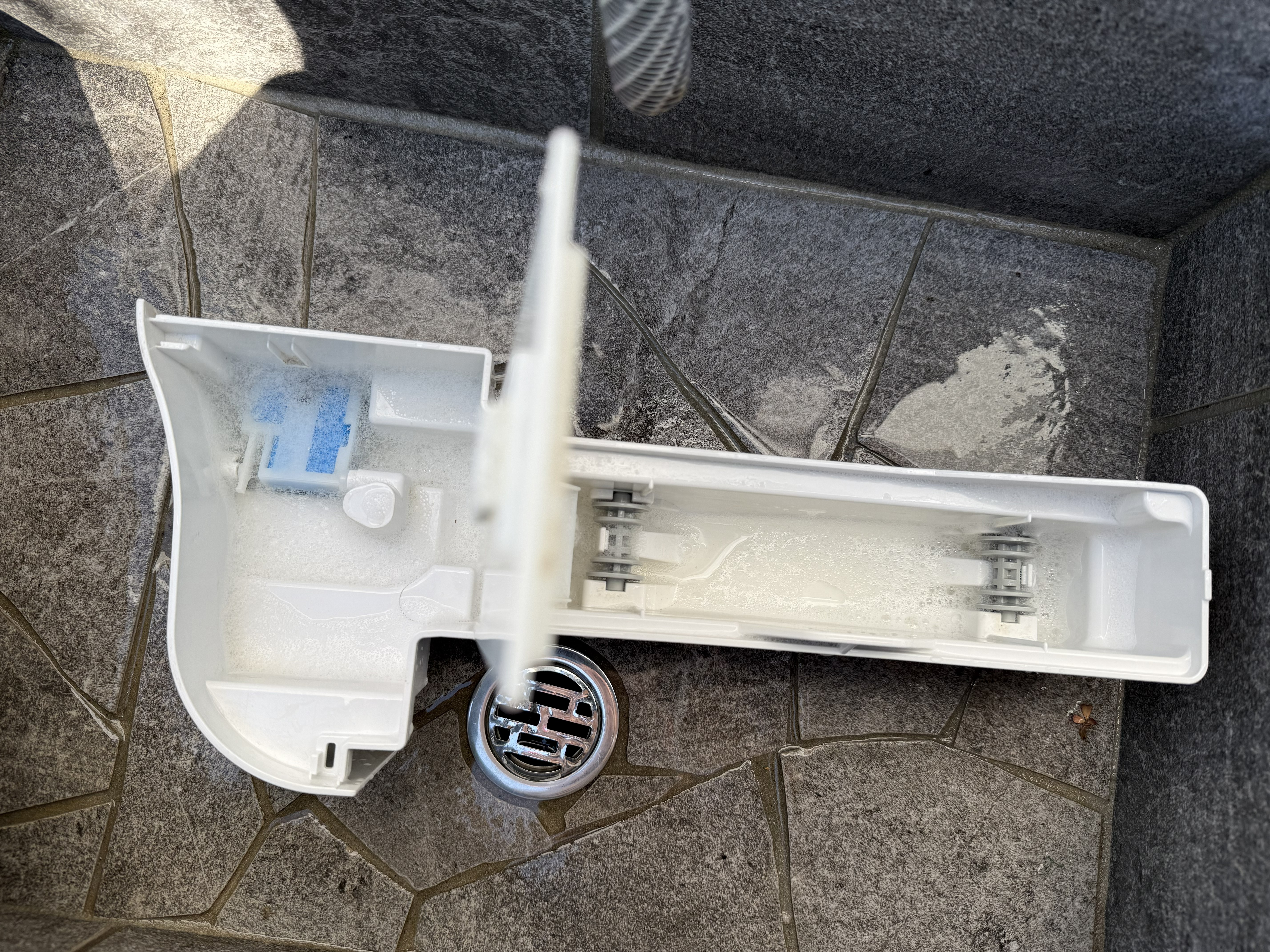 熊本市東区長嶺東 空気清浄機クリーニング 加湿トレイ洗浄