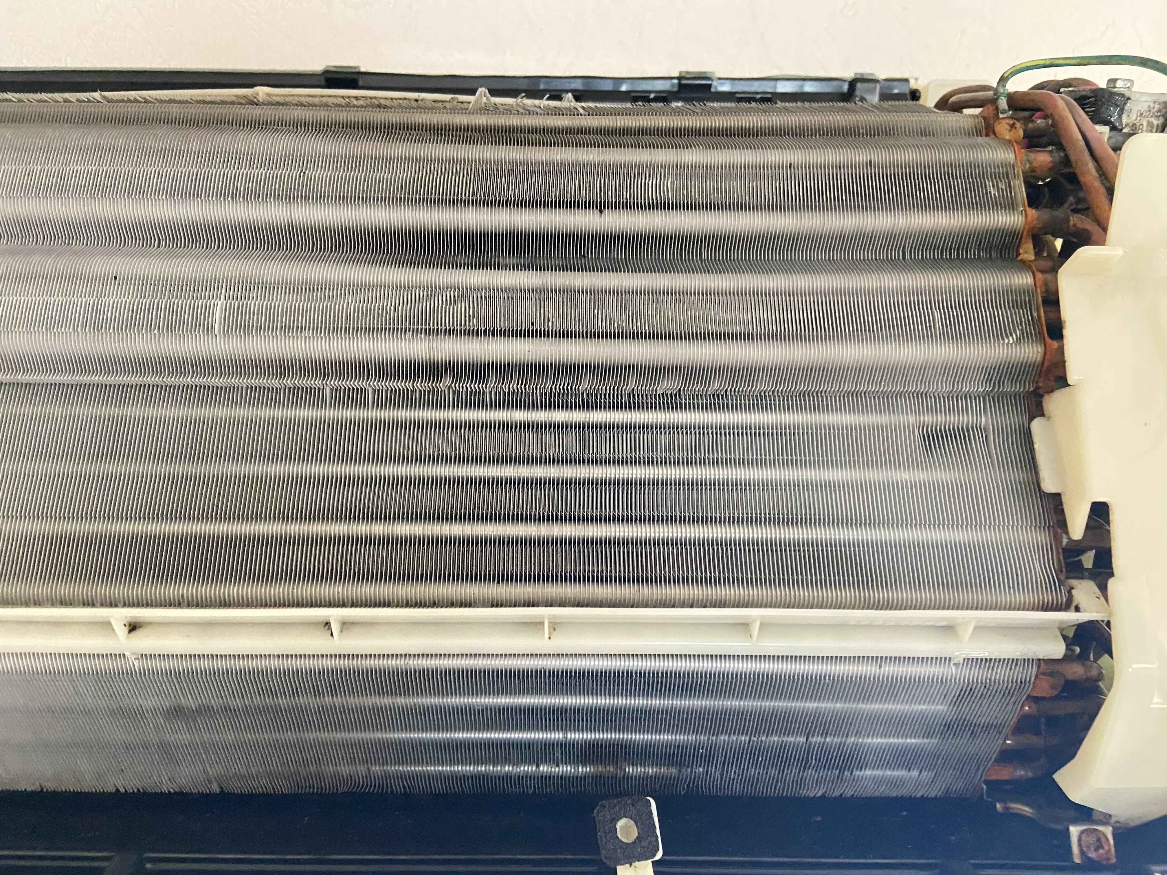 山猫美掃舎　エアコンクリーニング　　　　熱交換機　洗浄後

